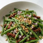 Keto Bohnensalat mit getrockneten Tomaten – Frisch & Mediterran