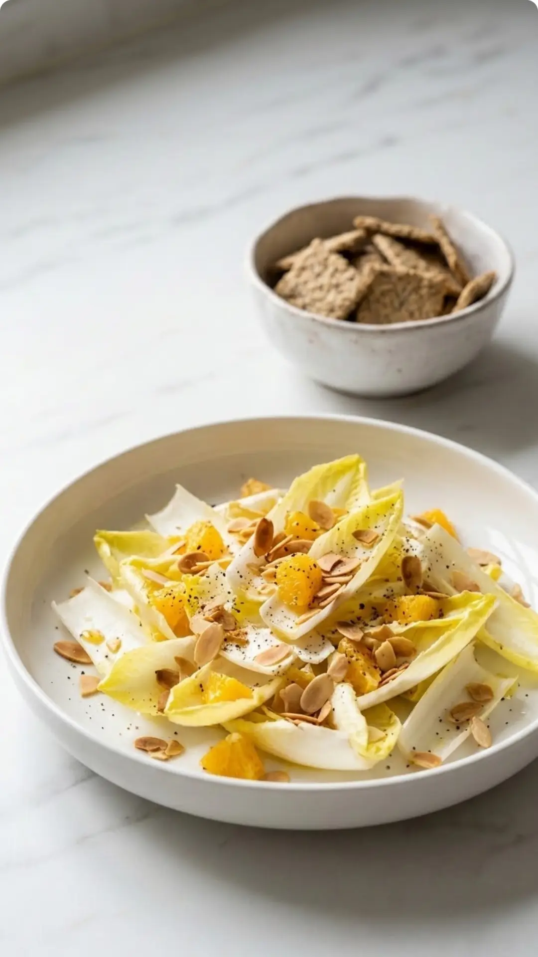 Frischer Keto-Chicoreesalat: Das ultimative Low-Carb Orangen-Rezept